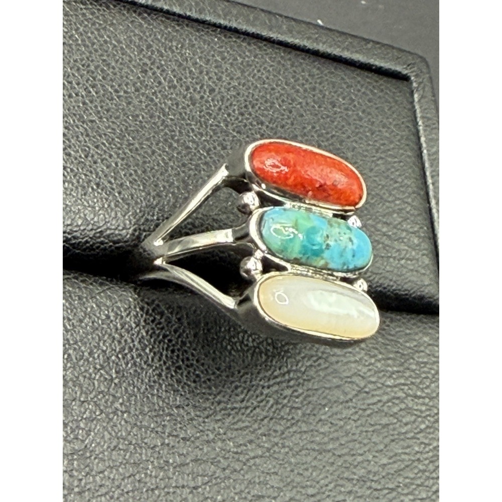 New Condition Sterling Silver Turquoise Coral Mother Of Pearl Ring Size 10 J19 - Picture 3 of 10